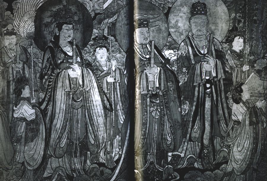 Даосткие божества. Небесный император (в центре), его супруга (слева), Лао Цзы (справа), окружены большим ориалом. Чжан Даолин (?) (крайний слева) окружен малым ориалом.