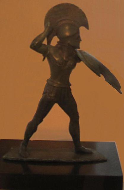 Греческий воин. 7-6 в. до н.э. Берлин. Музейный остров.  Фото Лимарева В.Н. 